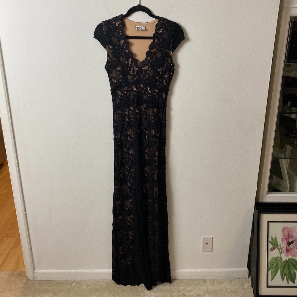 Nightcap Fitted Lace Long Dress